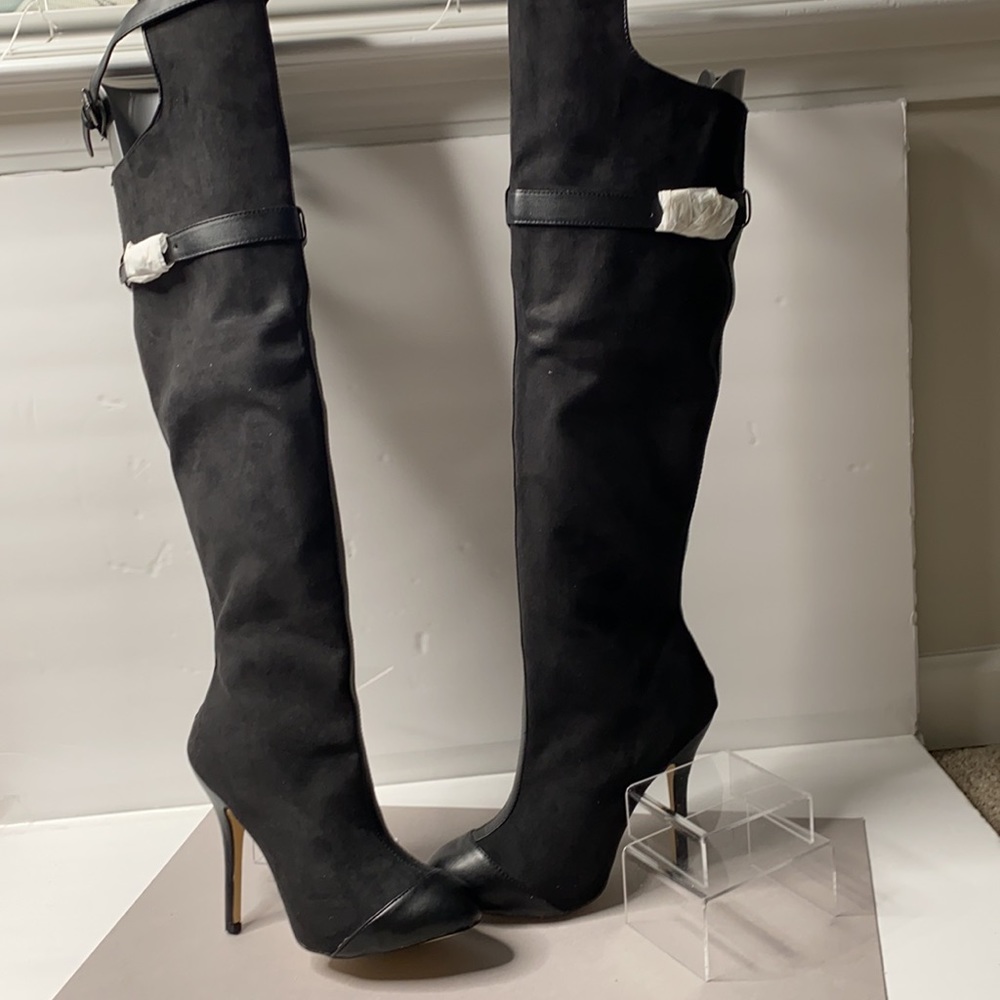 New Sz 7 Black Over the Knee Suede and Leather Boot with two straps that Buckle